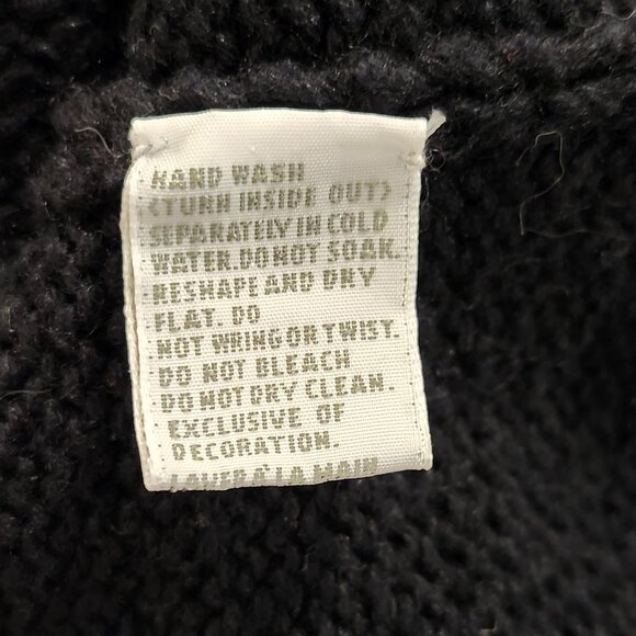 Vintage Santa Sweater with Jingle Bells - Picture 9 of 9